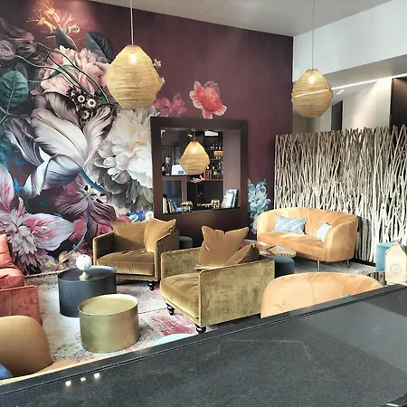 Residhome Berges De La Loire 4*