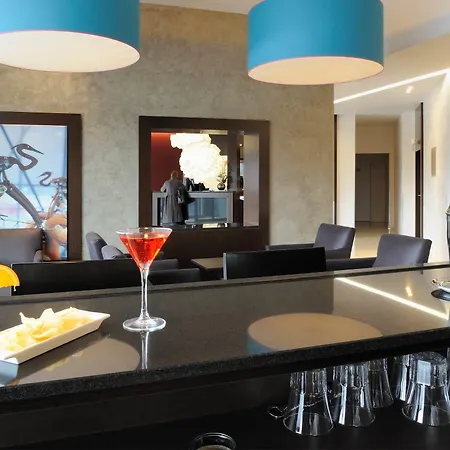 Апарт-отель Residhome Berges De La Loire 4*