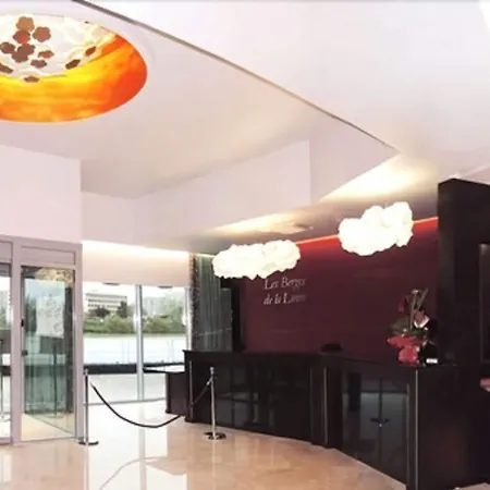 Residhome Berges De La Loire 4*