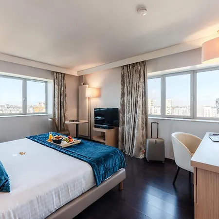 Residhome Berges De La Loire Апарт-отель 4*