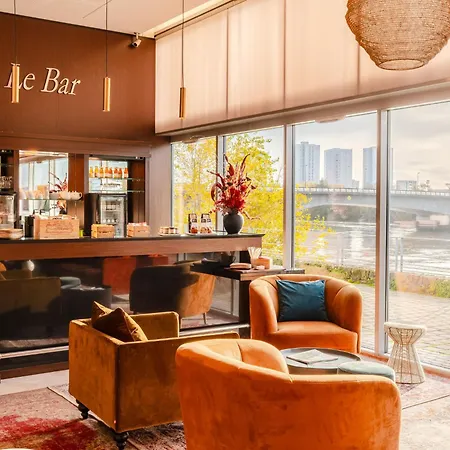 Residhome Berges De La Loire