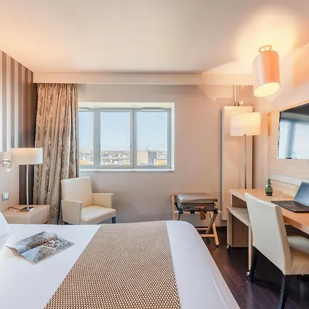 Residhome Berges De La Loire Hotel apartamentowy Nantes