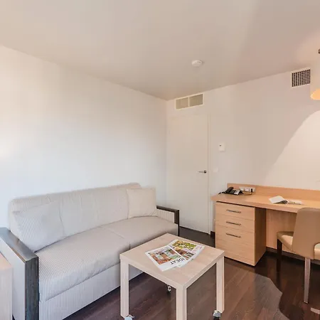 Residhome Berges De La Loire 4* Nantes