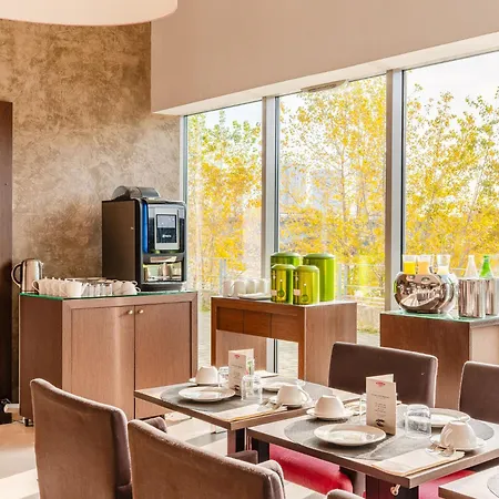 Residhome Berges De La Loire 4*