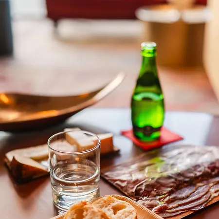 Residhome Berges De La Loire Hotel apartamentowy