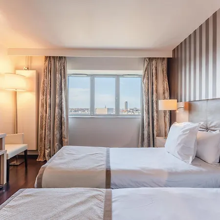 Hotel apartamentowy Residhome Berges De La Loire 4*