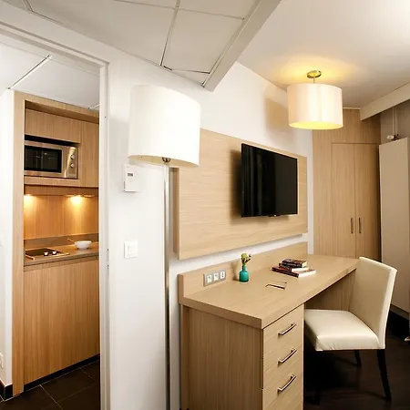 公寓式酒店 雷斯迪南特贝奇洛尔家 4*