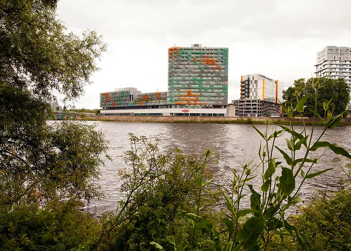 Residhome Berges De La Loire 4*