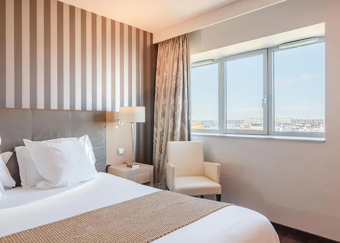 Residhome Berges De La Loire Apart-hotel 4*