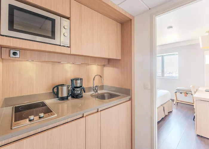 Residhome Berges De La Loire 4* Ναντ