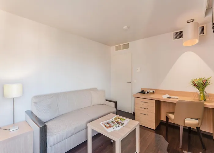 Residhome Berges De La Loire 4* Nantes