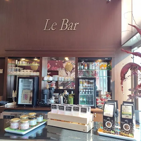 Апарт-отель Residhome Berges De La Loire 4*