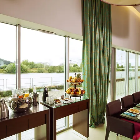 Residhome Berges De La Loire 4*