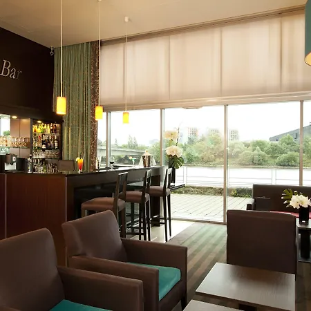 Residhome Berges De La Loire 4*