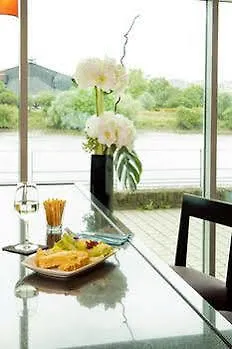 Residhome Berges De La Loire Апарт-отель 4*